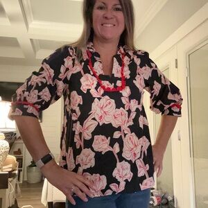 Entro Black and Red Floral Blouse